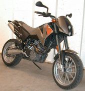 2000 KTM 640 Duke II photo
